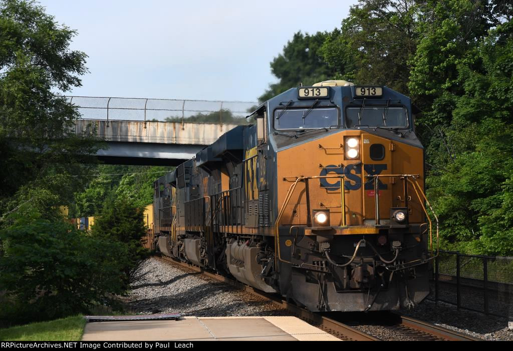 Eastbound intermodal